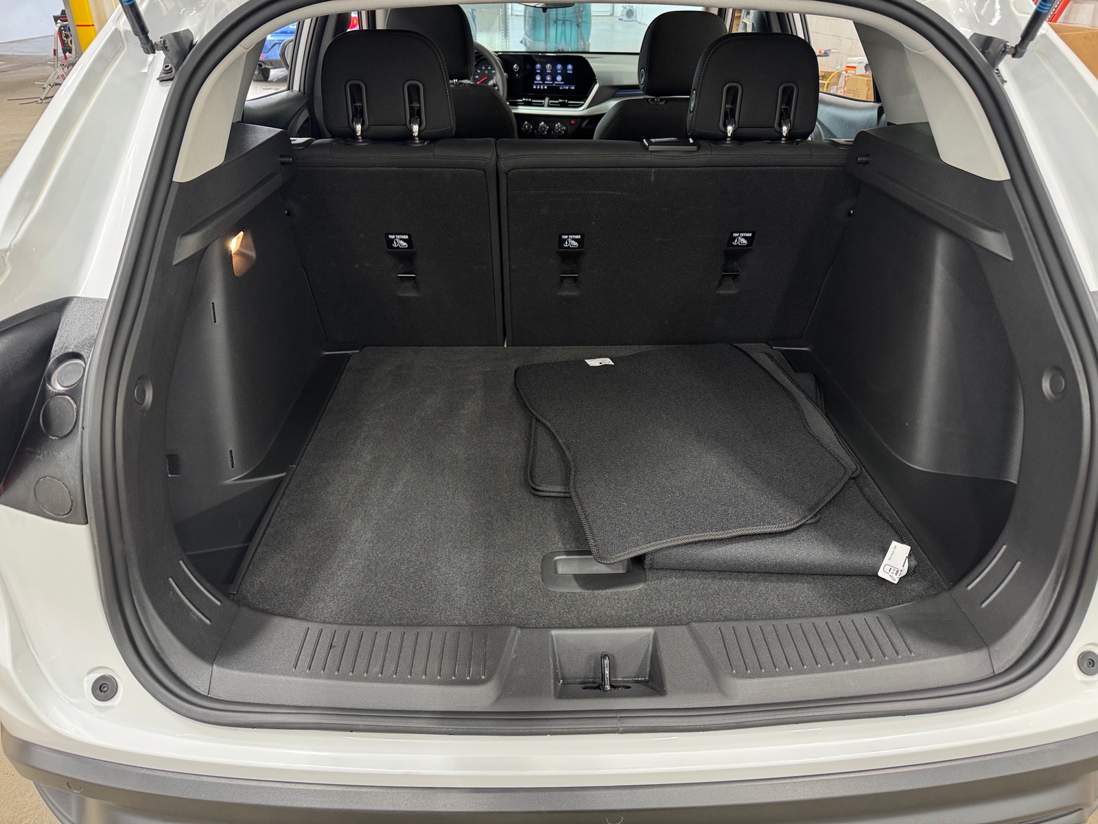 Thumbnail: 2024 Chevrolet Trax - 7