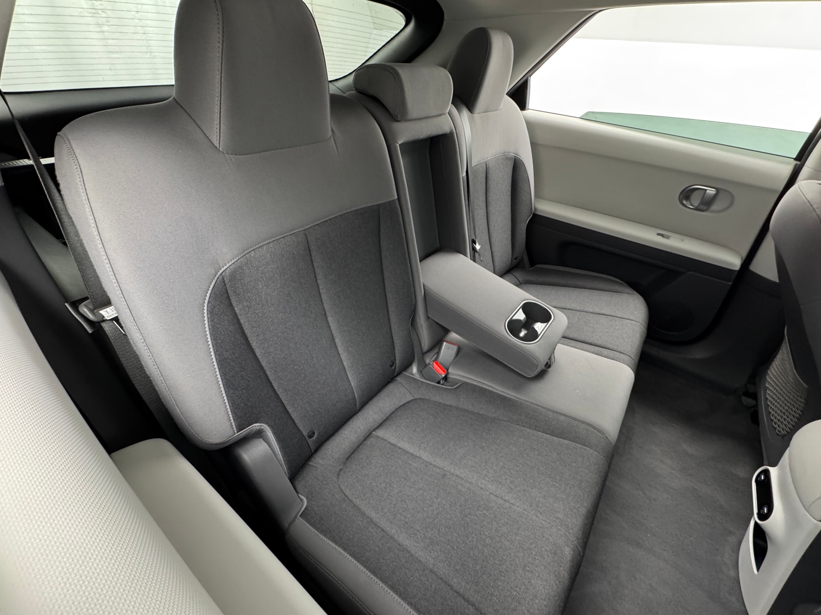 Thumbnail: 2022 Hyundai Ioniq 5 - 6