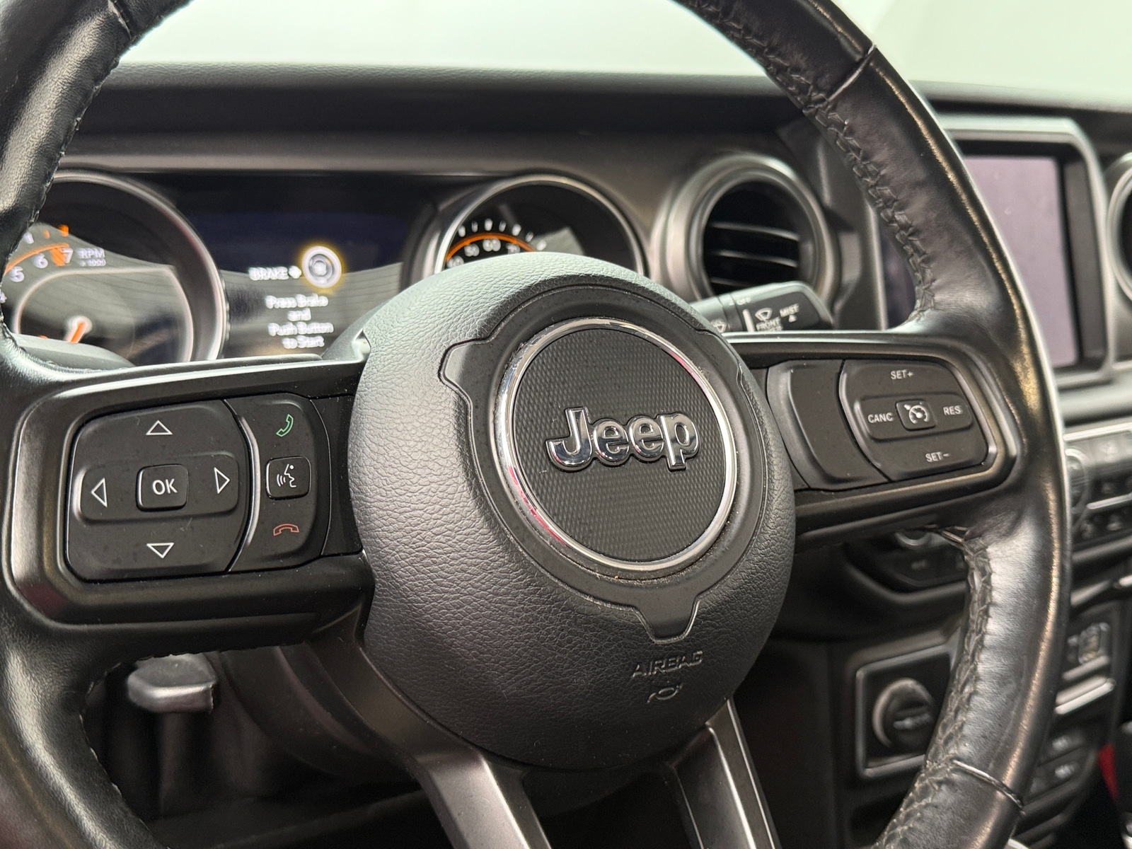 Thumbnail: 2021 Jeep Gladiator - 5