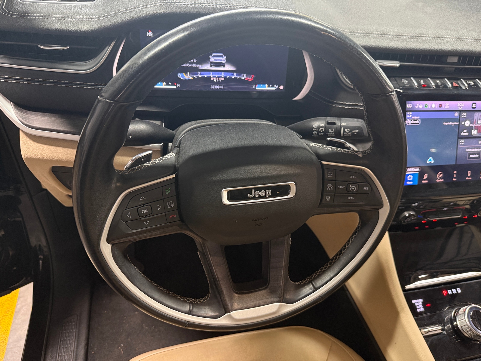 Thumbnail: 2021 Jeep Grand Cherokee L - 4