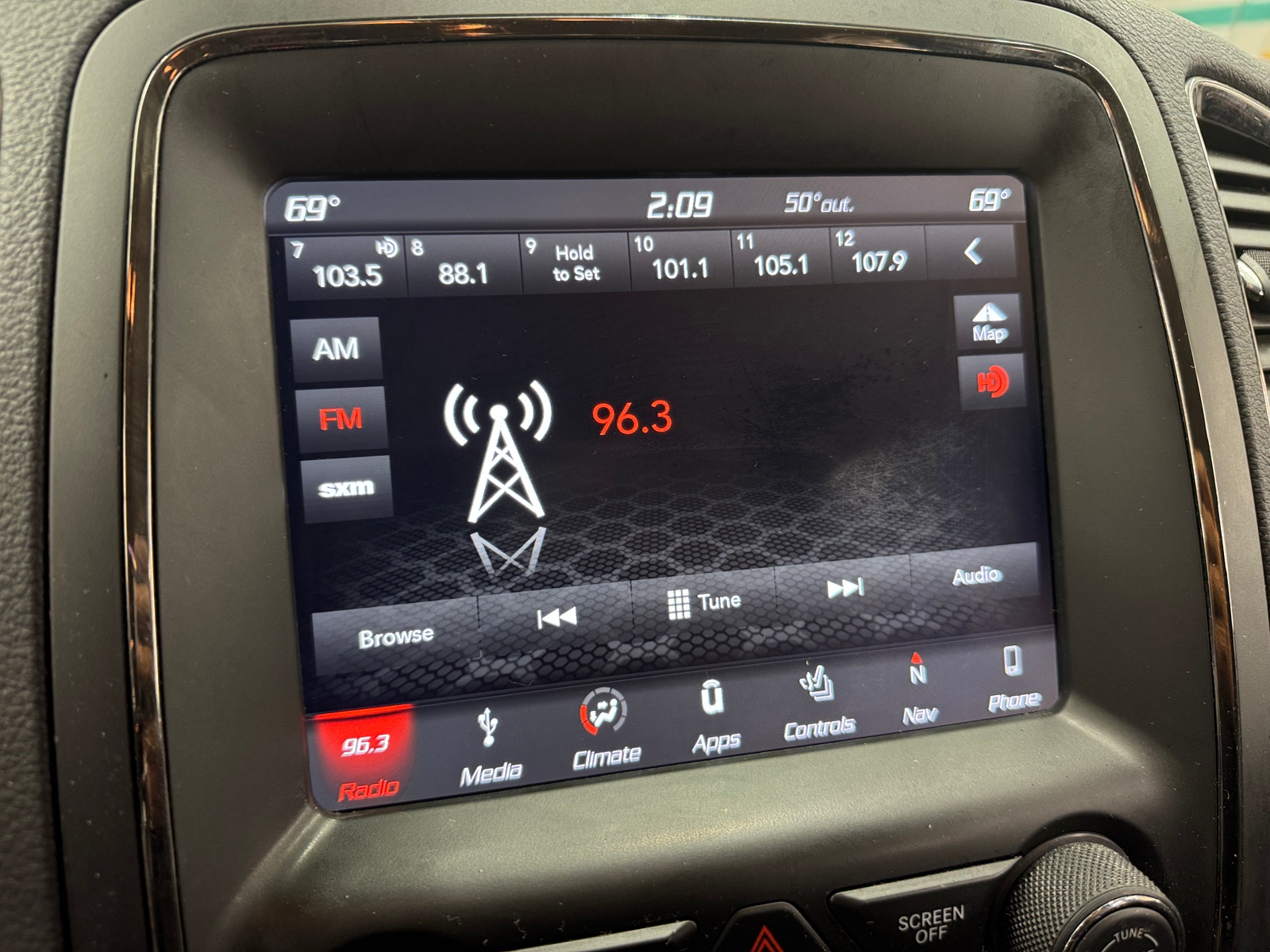 Thumbnail: 2018 Dodge Durango - 4