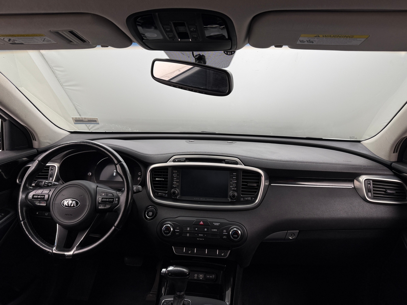 Thumbnail: 2016 Kia Sorento - 2