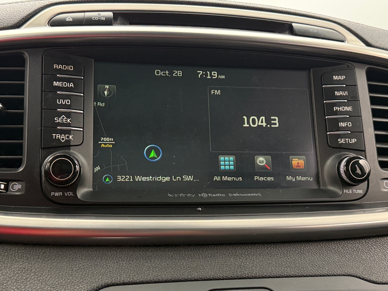 Thumbnail: 2016 Kia Sorento - 3