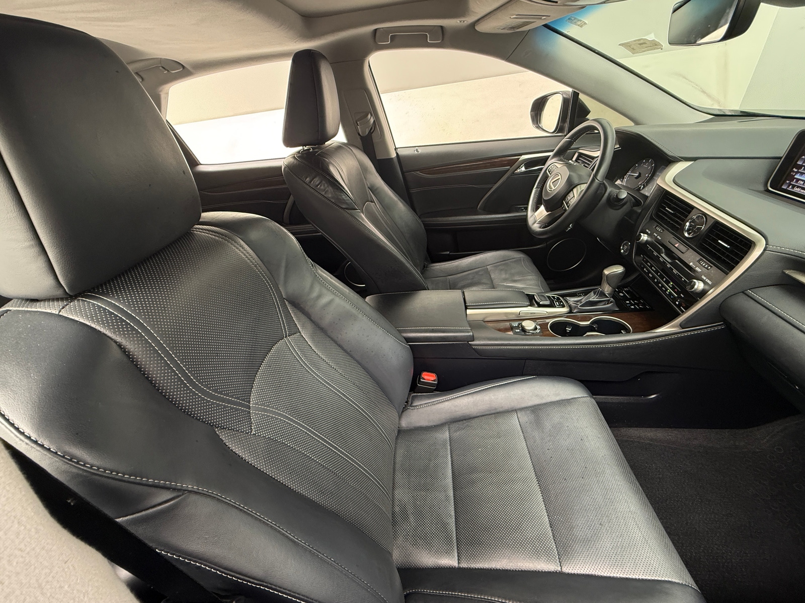 Thumbnail: 2016 Lexus RX - 2