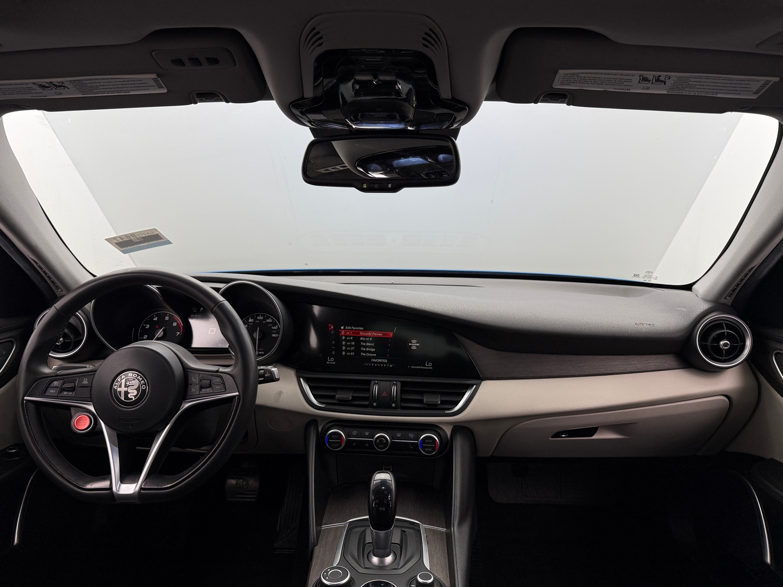 Thumbnail: 2019 Alfa Romeo Giulia - 2