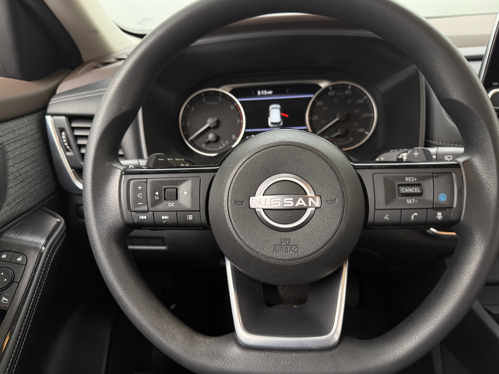 Thumbnail: 2023 Nissan Rogue - 5