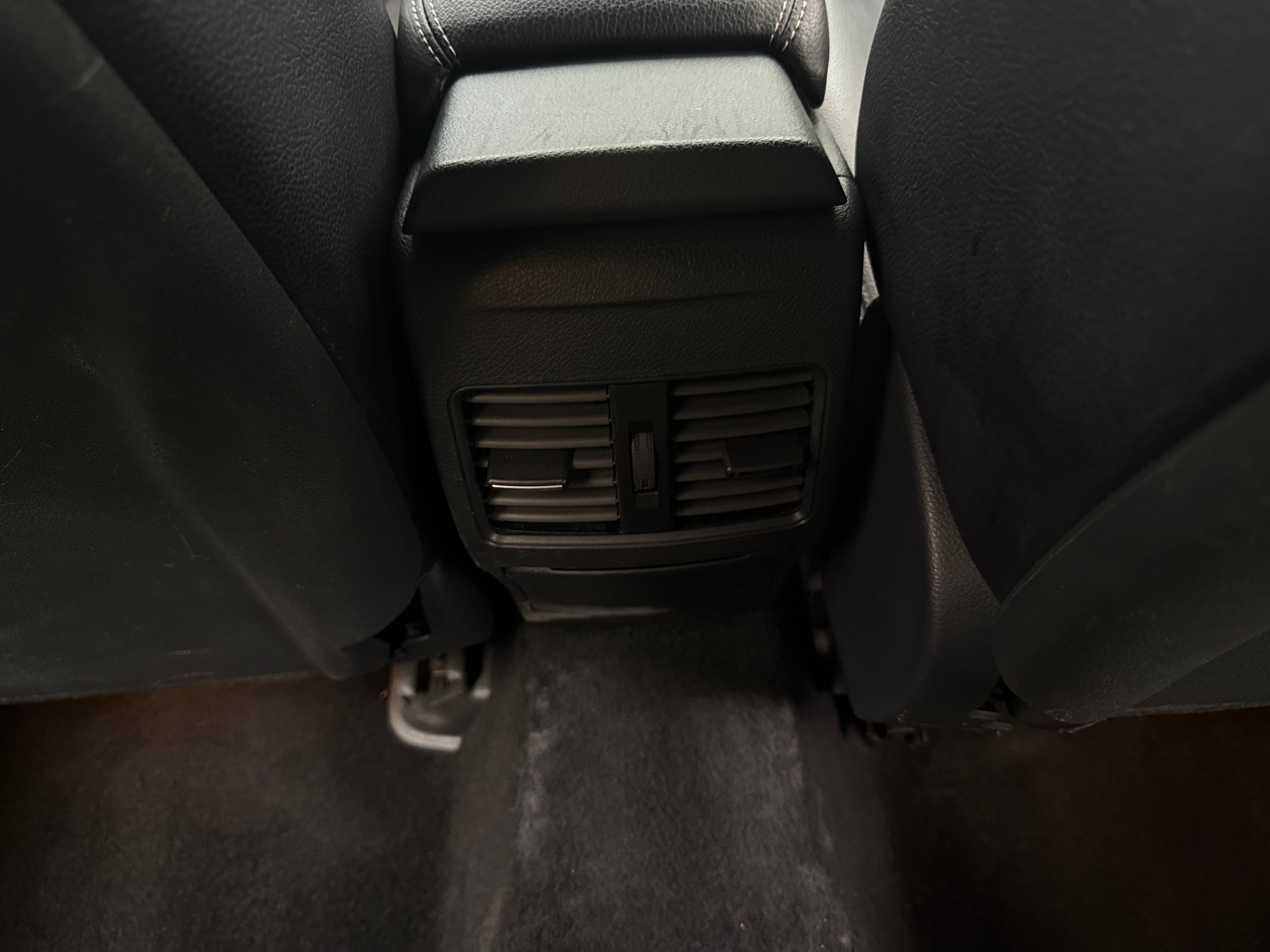 Used 2016 Mercedes-Benz GLA-Class GLA250 with VIN WDCTG4GB3GJ200067 for sale in Eagan, Minnesota