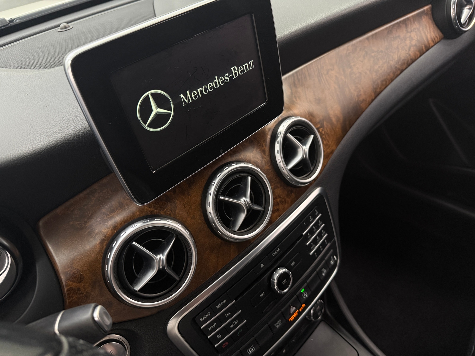 Thumbnail: 2016 Mercedes-Benz GLA - 3