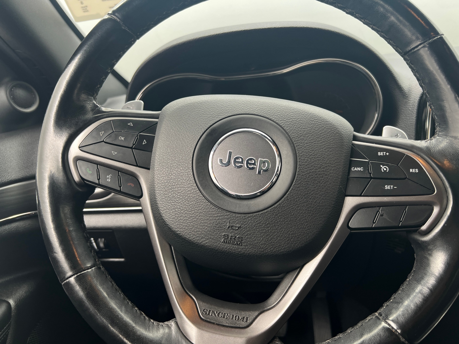 Thumbnail: 2020 Jeep Grand Cherokee - 4