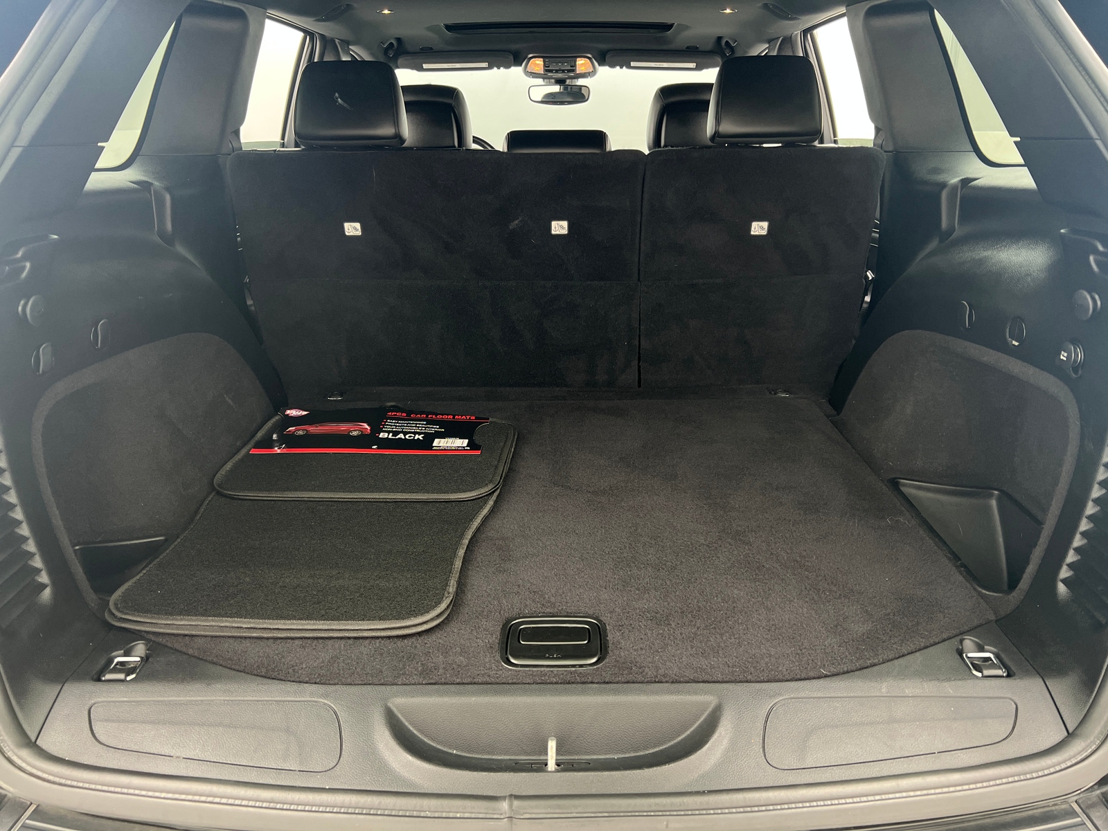 Thumbnail: 2020 Jeep Grand Cherokee - 6