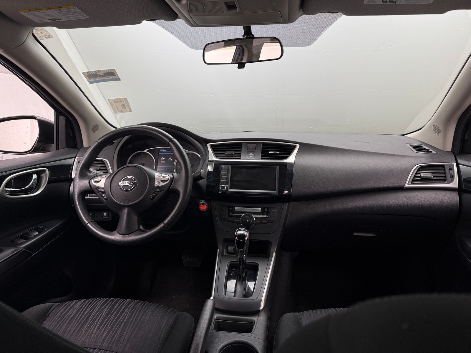 Thumbnail: 2019 Nissan Sentra - 3