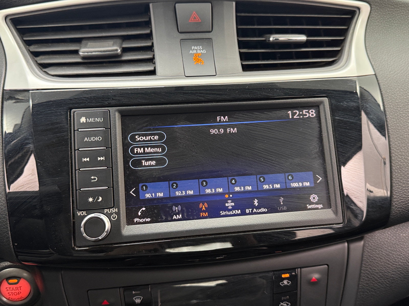 Thumbnail: 2019 Nissan Sentra - 4