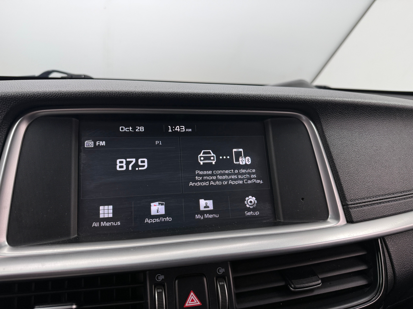 Thumbnail: 2020 Kia Optima - 4