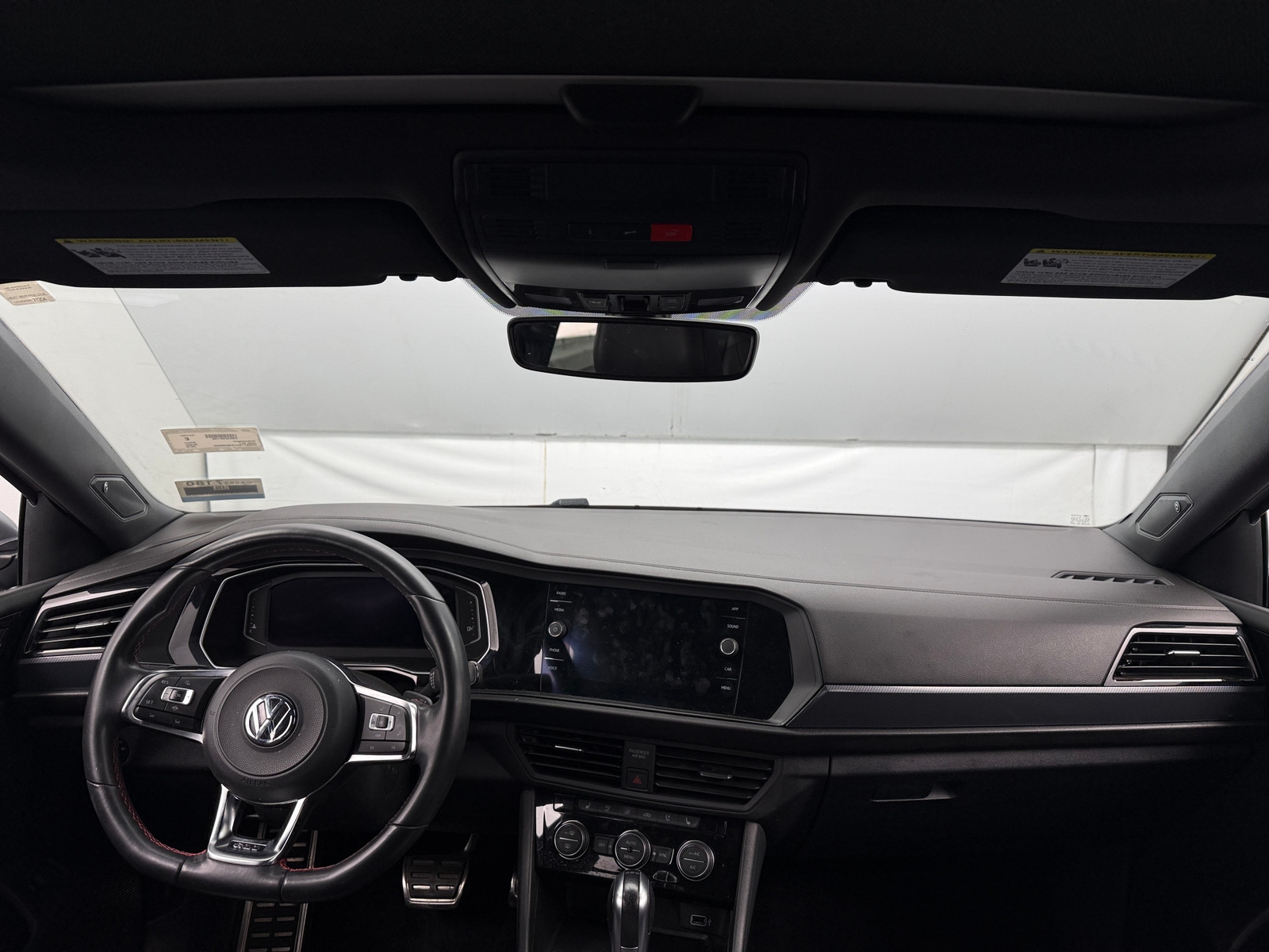 Thumbnail: 2019 Volkswagen Jetta - 2