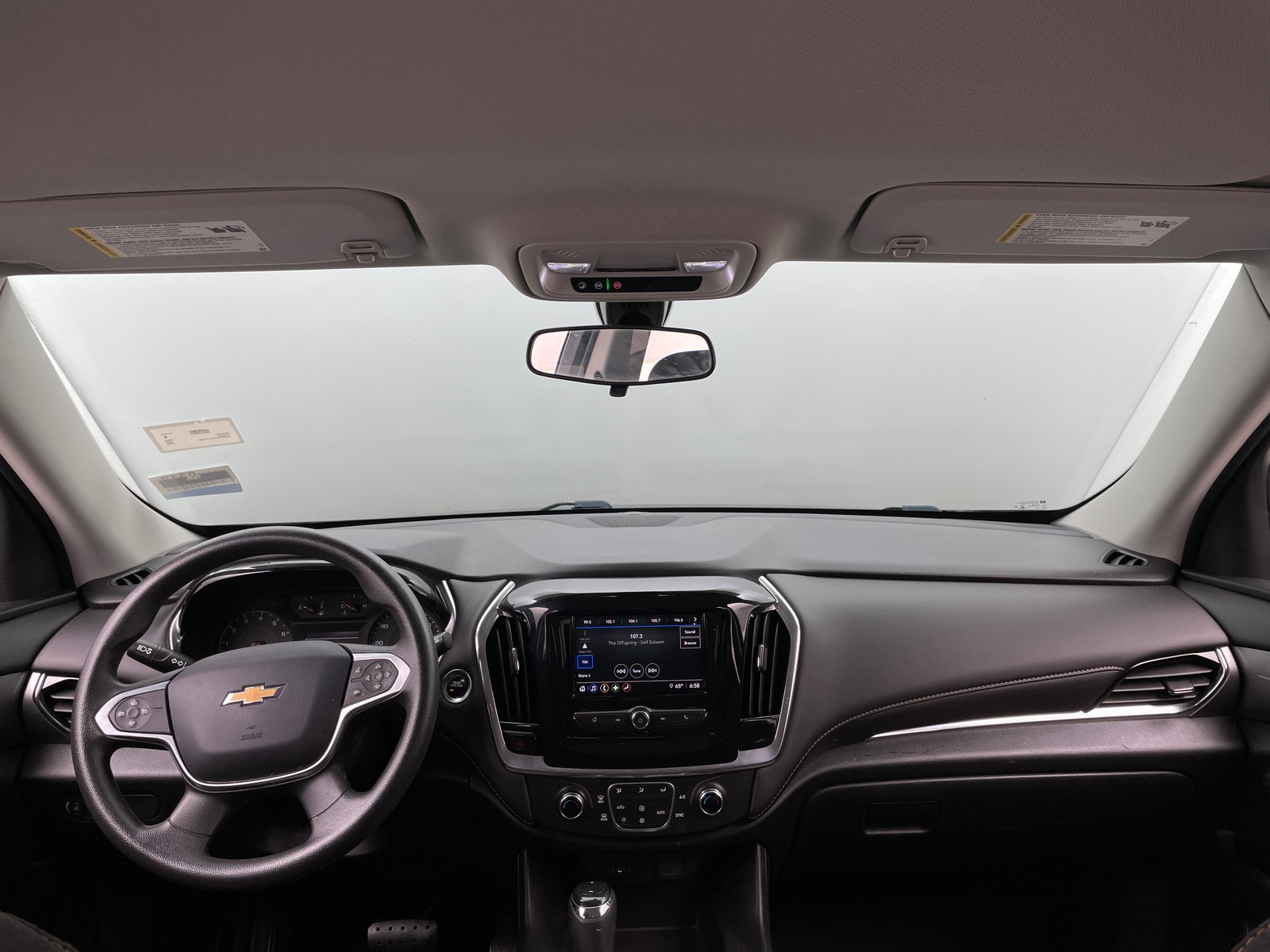 Thumbnail: 2020 Chevrolet Traverse - 3