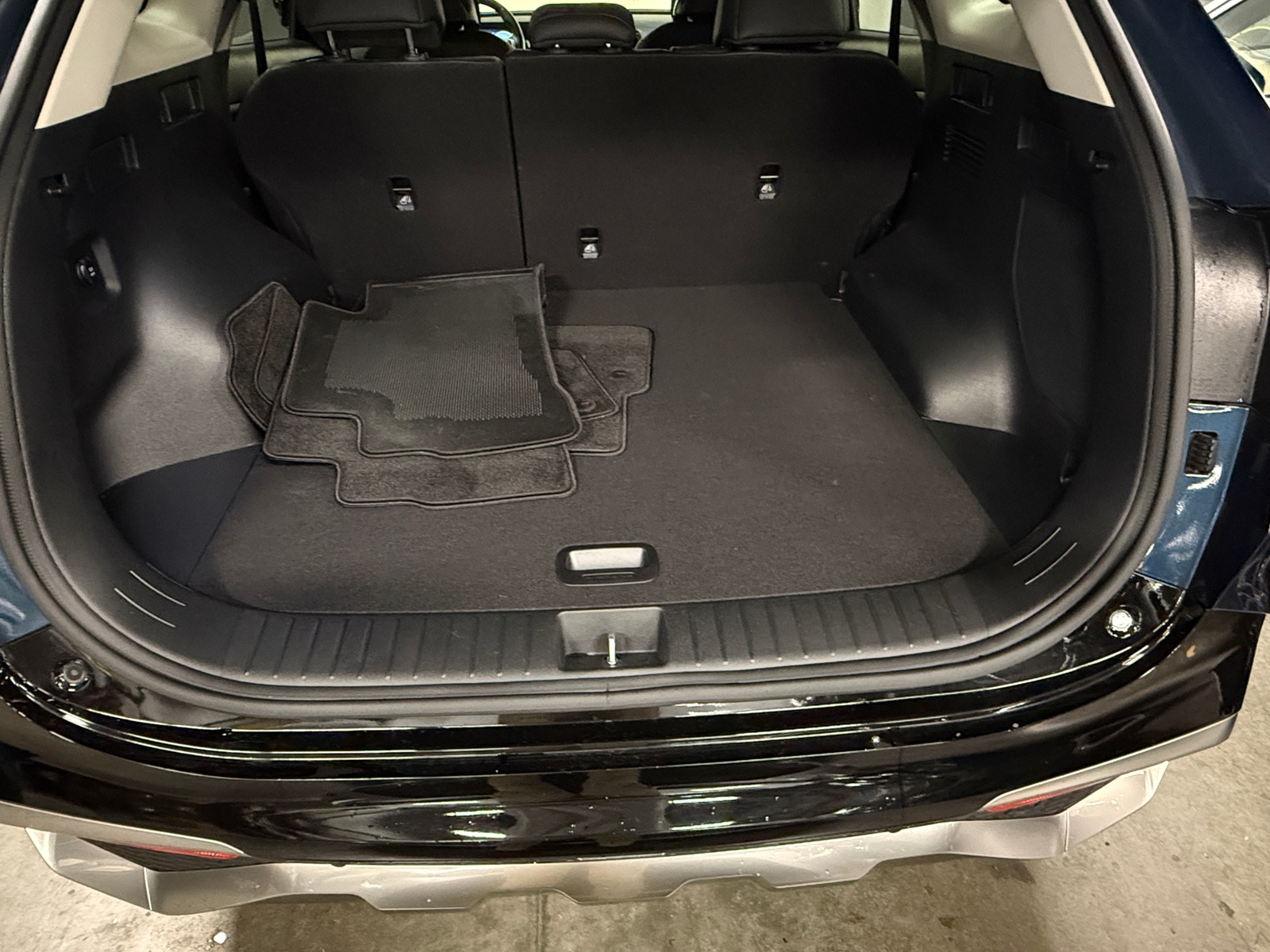 Thumbnail: 2025 Kia Sportage - 6