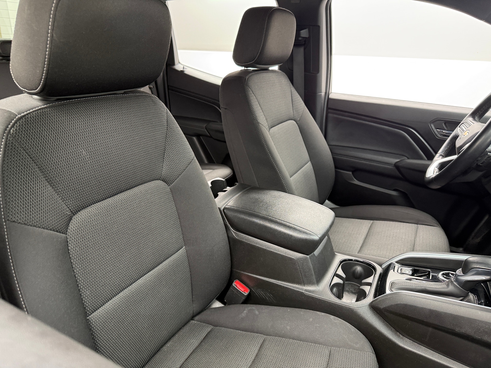 Thumbnail: 2023 Chevrolet Colorado - 2