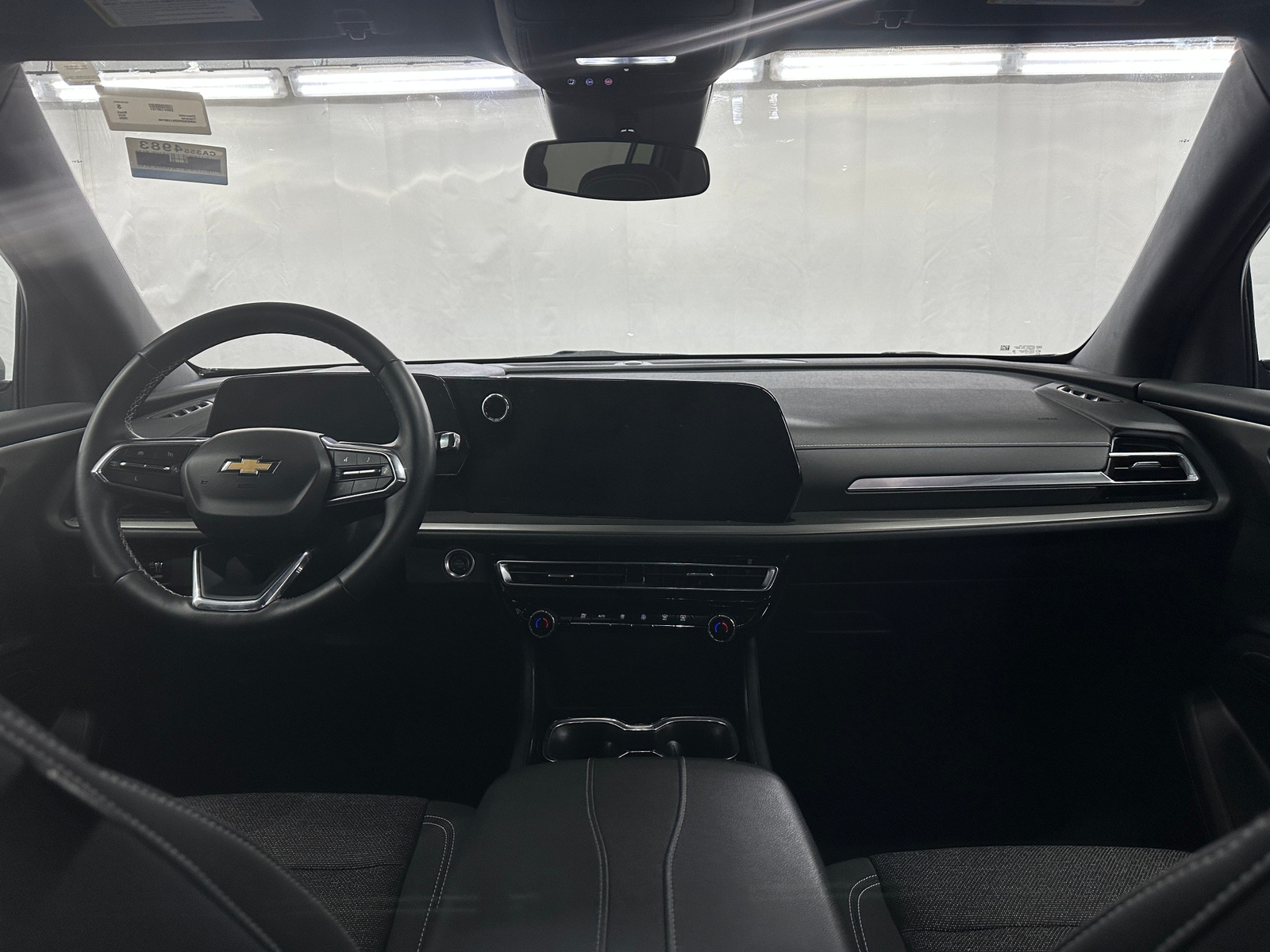 Thumbnail: 2025 Chevrolet Traverse - 3