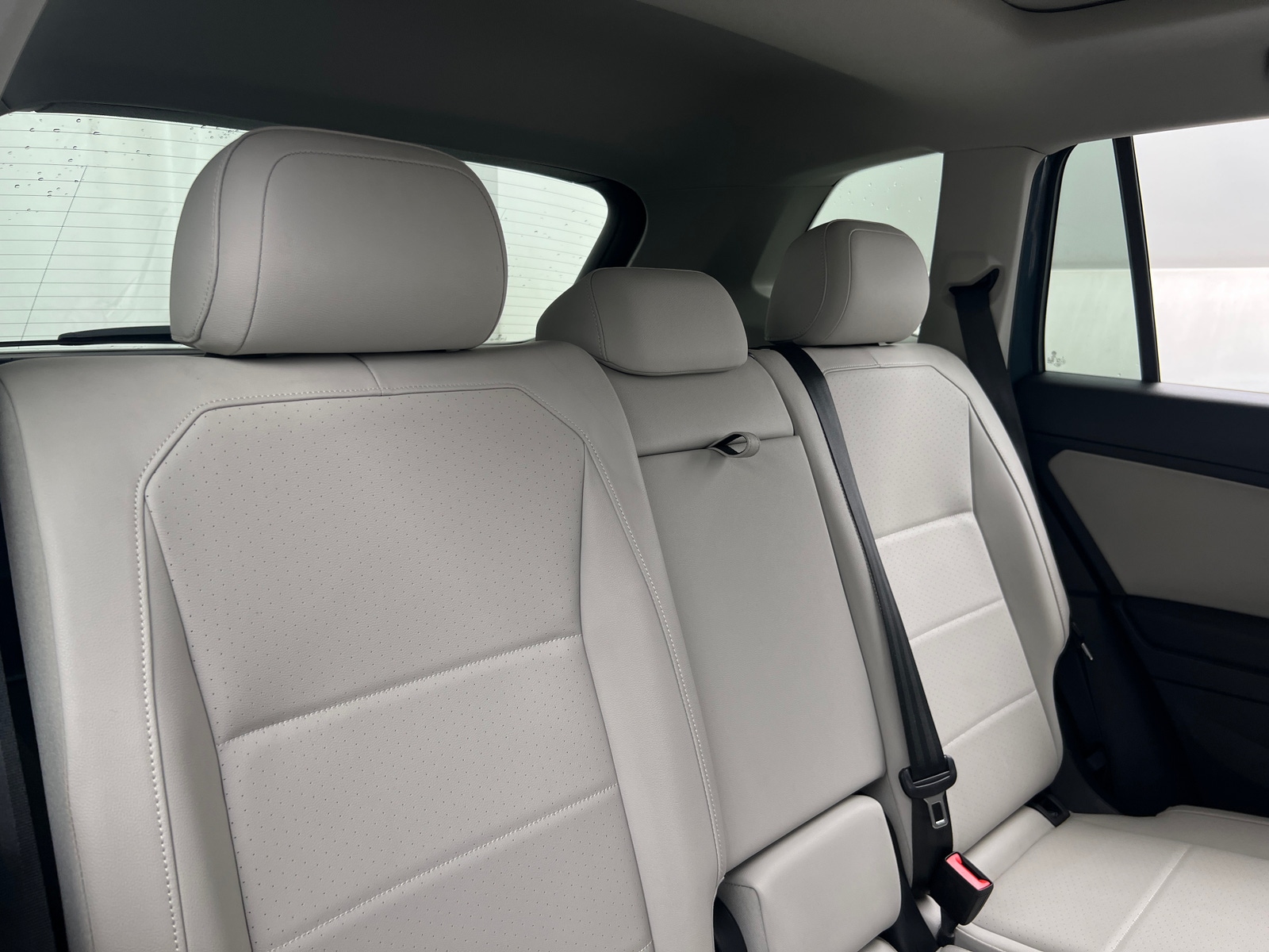 Thumbnail: 2020 Volkswagen Tiguan - 5