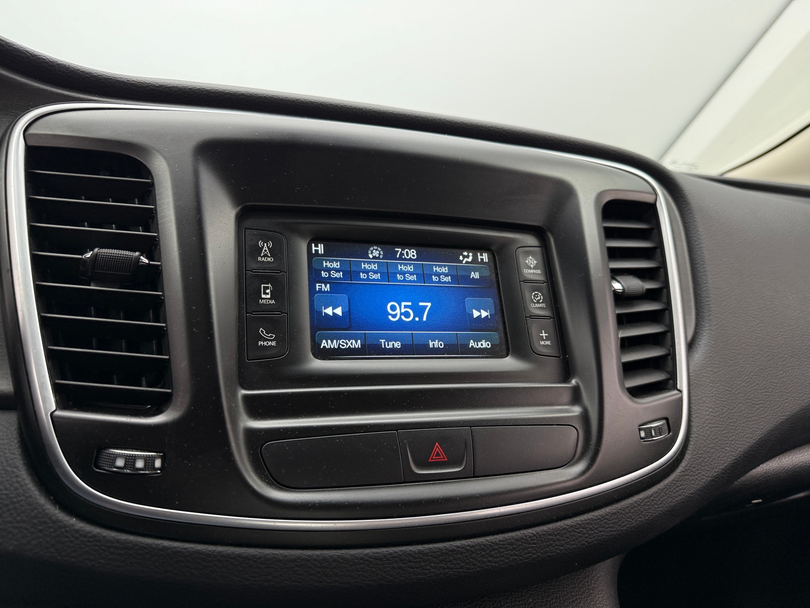 Thumbnail: 2016 Chrysler 200 - 4