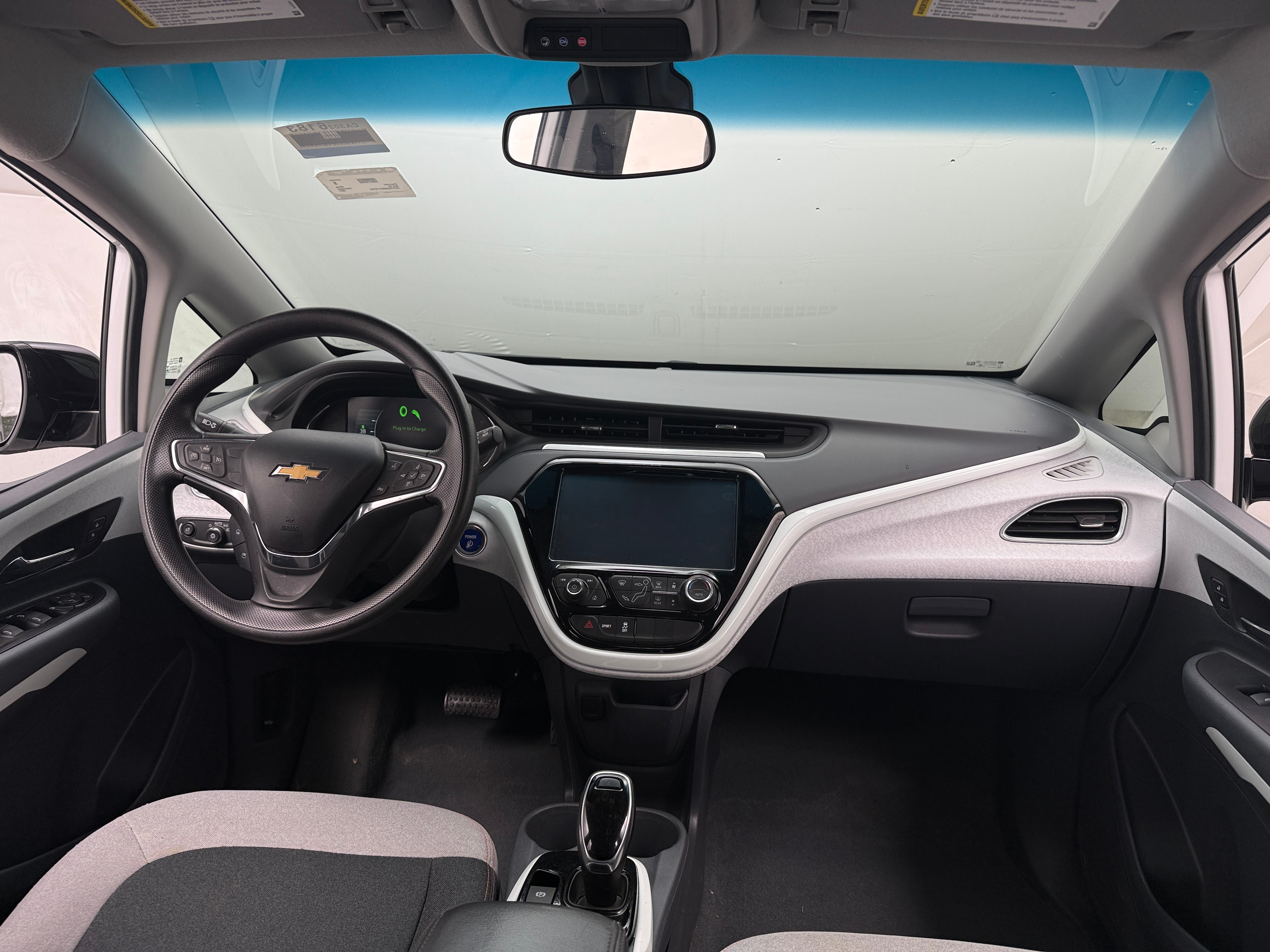 Used 2021 Chevrolet Bolt EV LT with VIN 1G1FY6S00M4110184 for sale in Oak Creek, WI