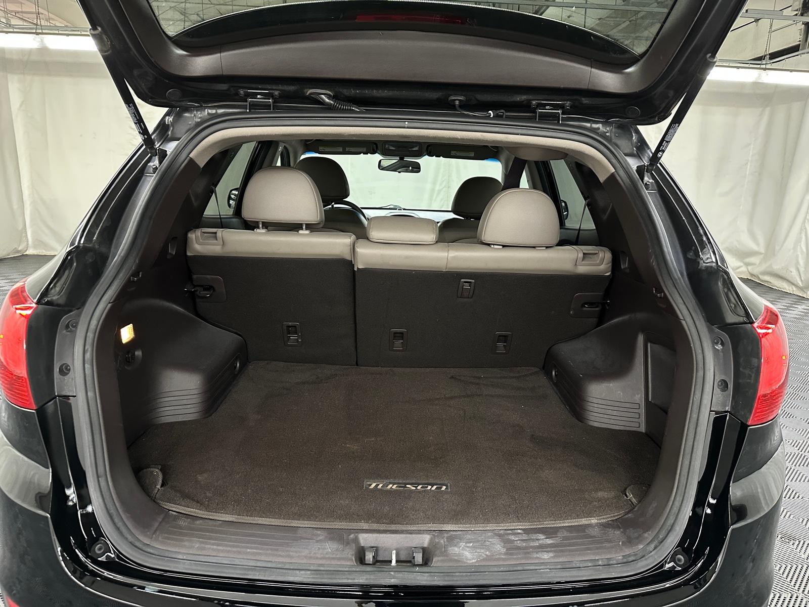 Thumbnail: 2015 Hyundai Tucson - 7