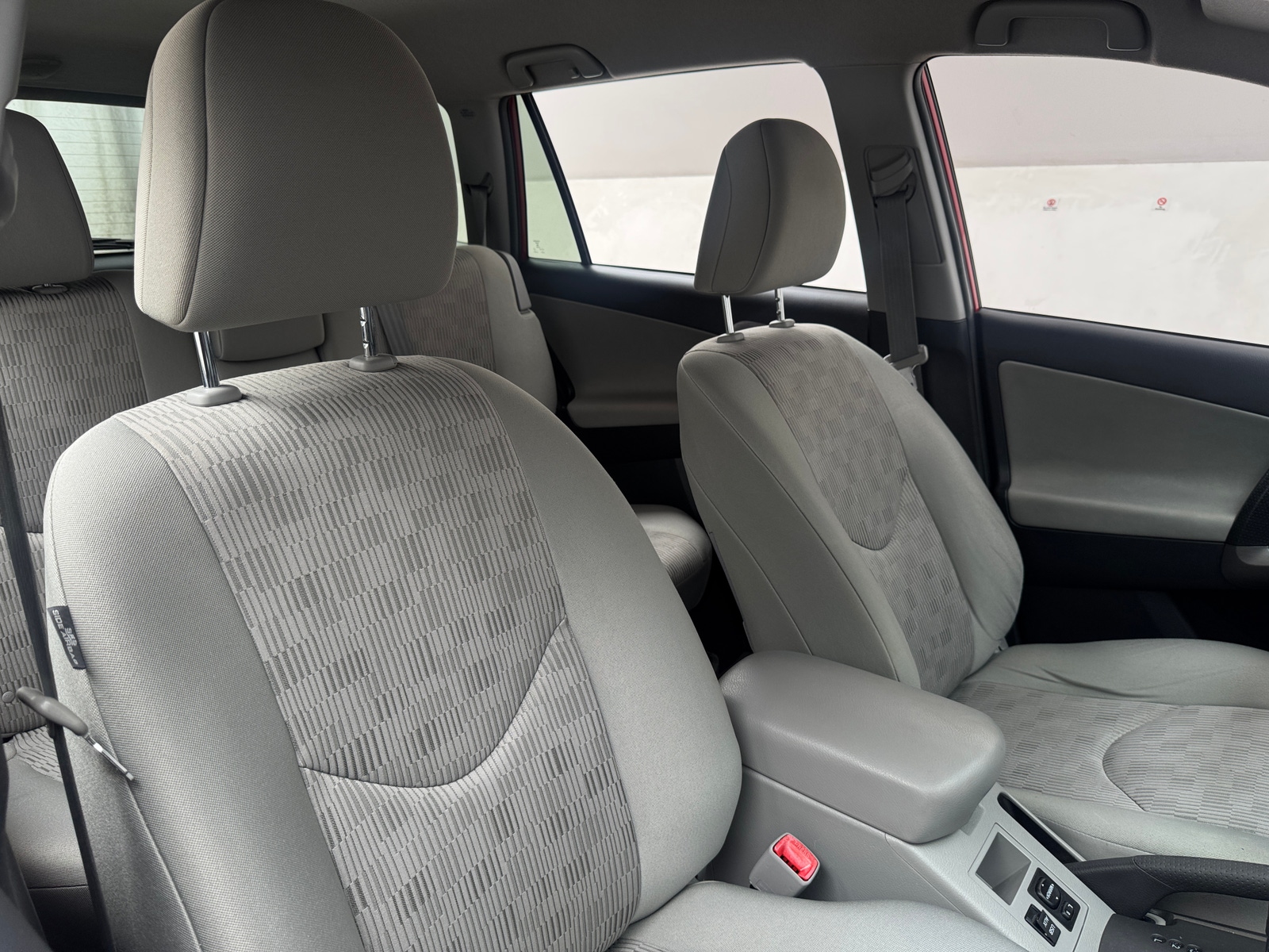 Thumbnail: 2012 Toyota RAV4 - 2