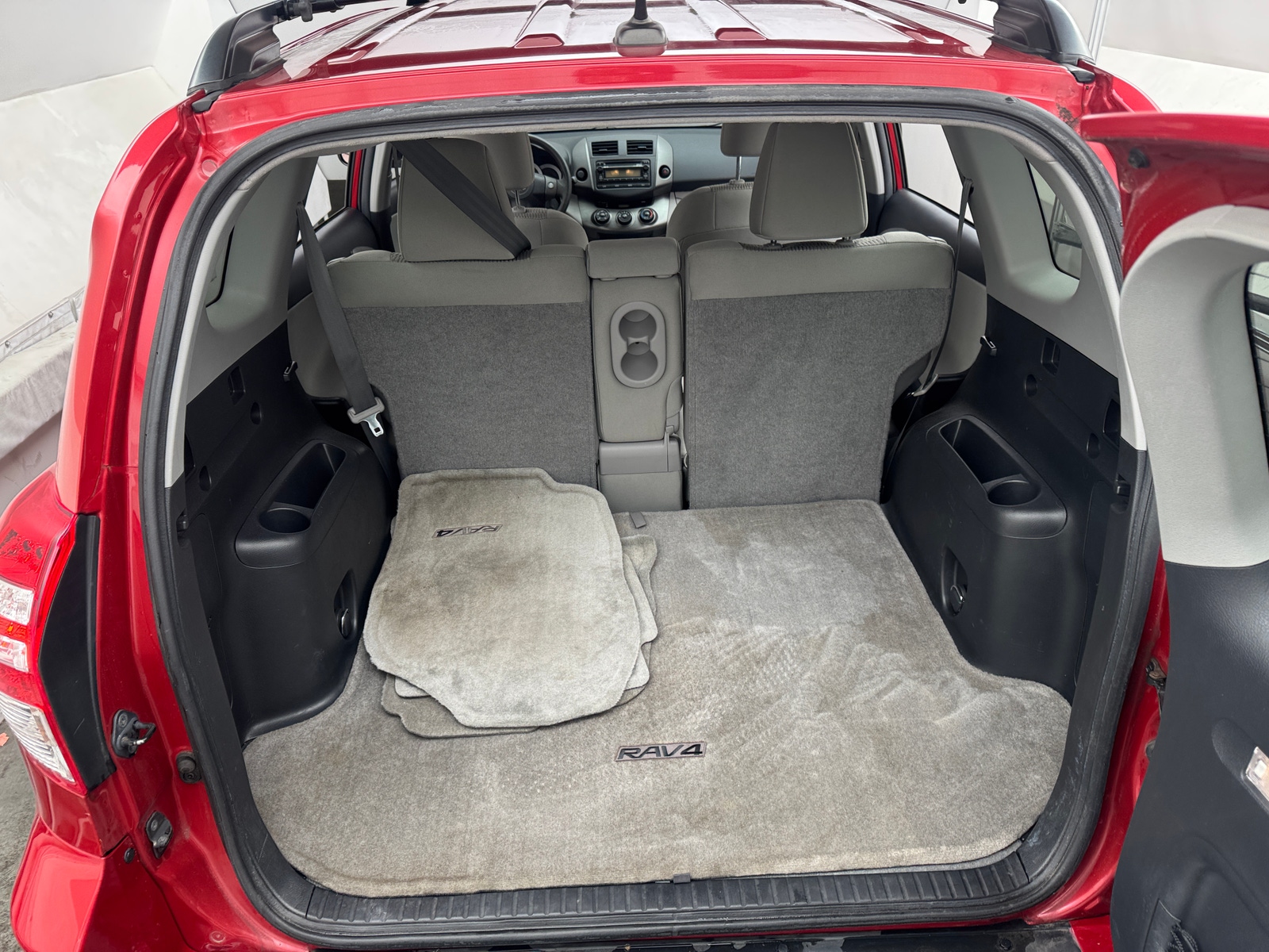 Thumbnail: 2012 Toyota RAV4 - 7