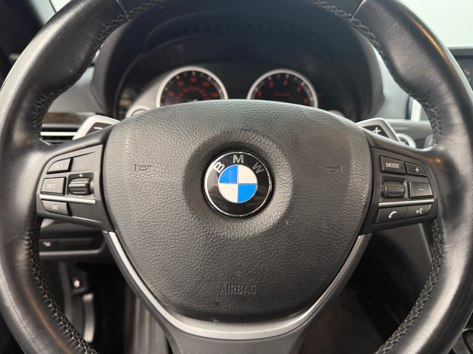 Thumbnail: 2012 BMW 6 Series - 4