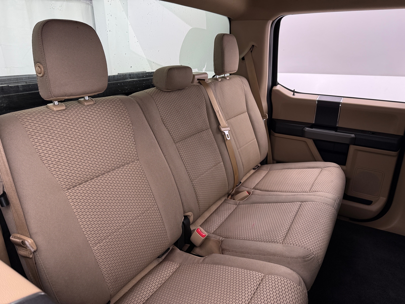 Thumbnail: 2017 Ford Econoline - 6