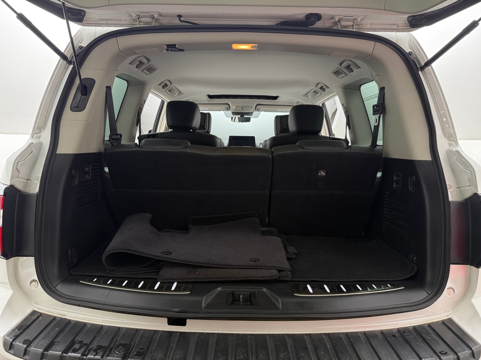 Thumbnail: 2021 Nissan Armada - 6