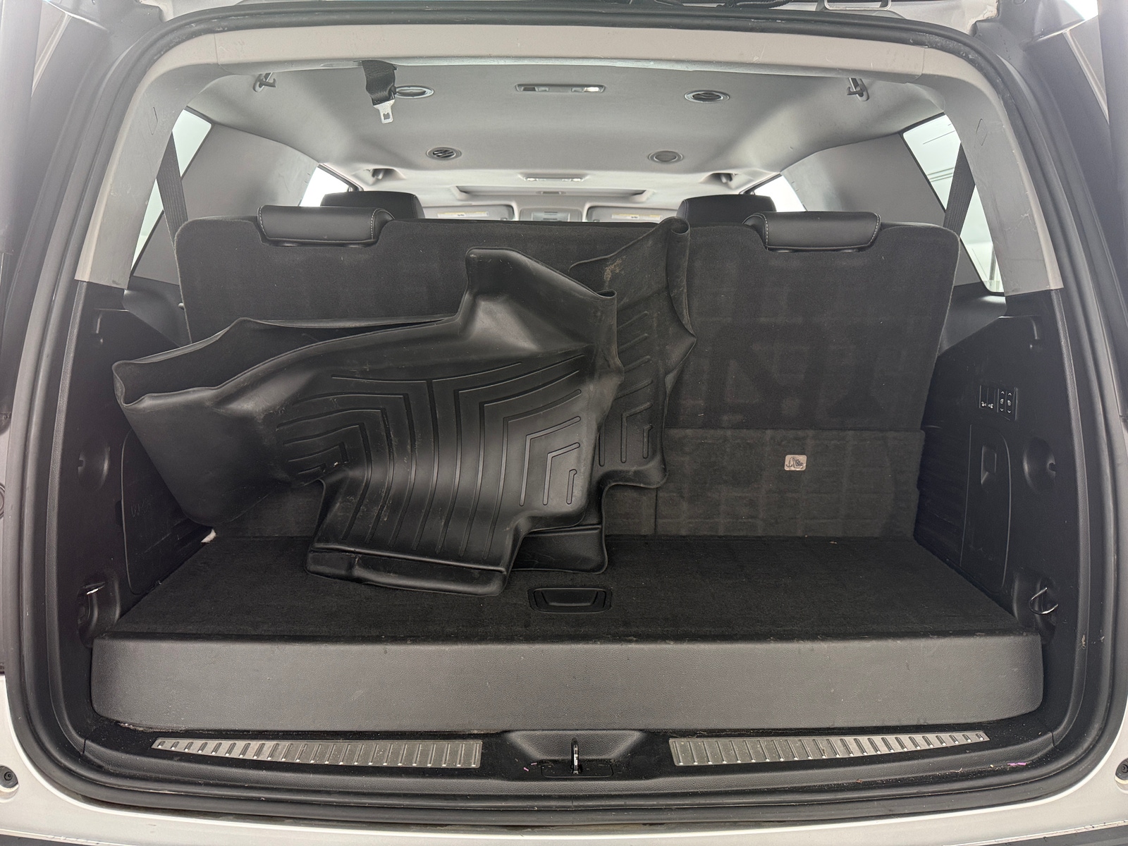 Thumbnail: 2020 Chevrolet Tahoe - 6