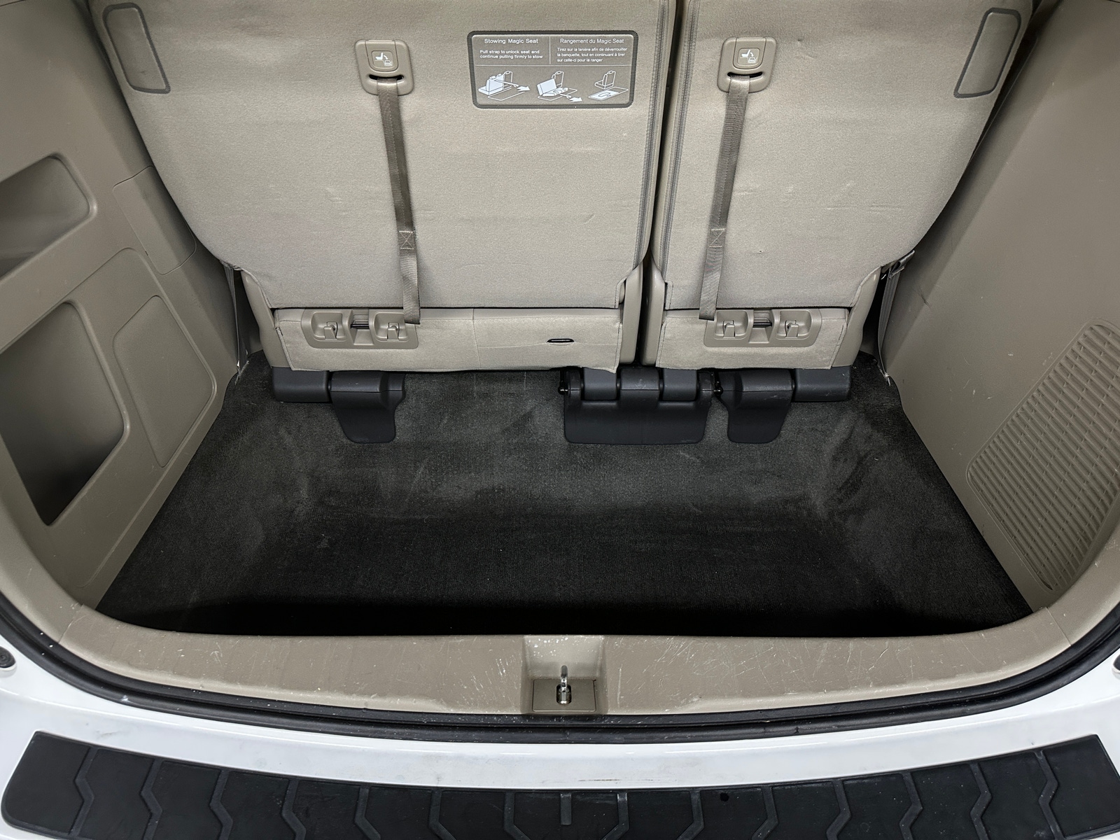 Thumbnail: 2011 Honda Odyssey - 6