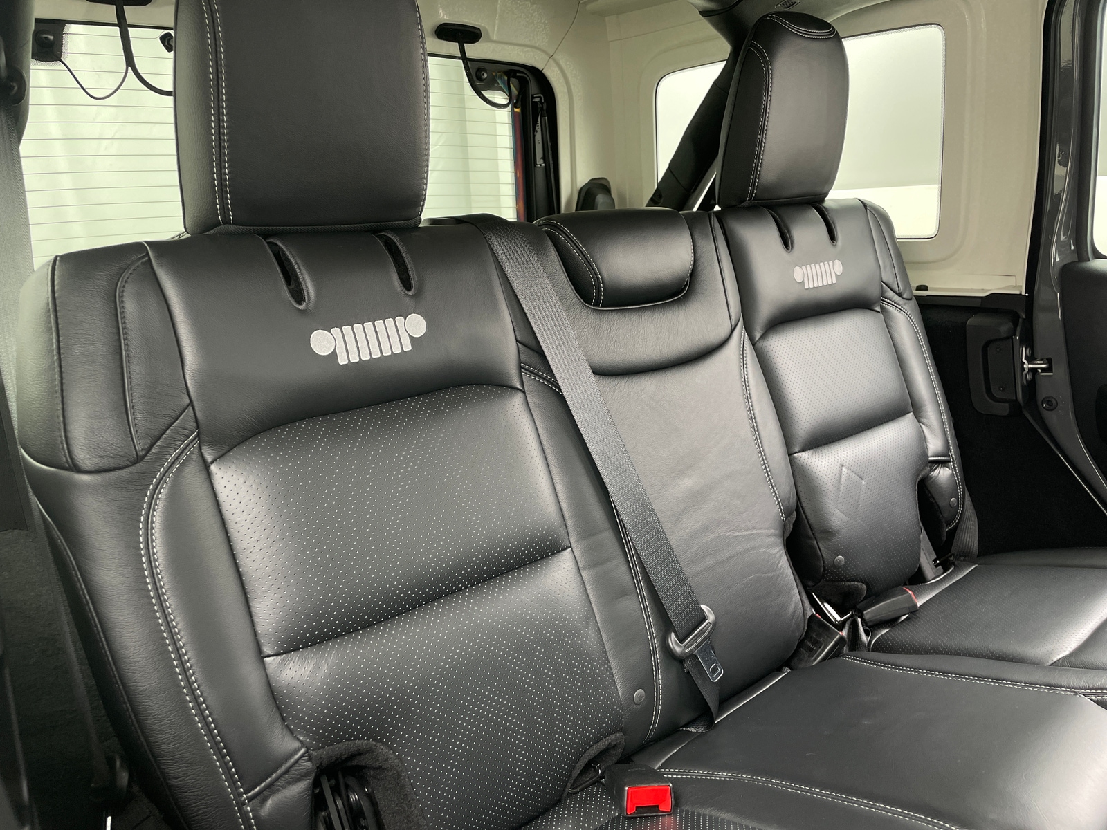 Thumbnail: 2021 Jeep Wrangler - 5