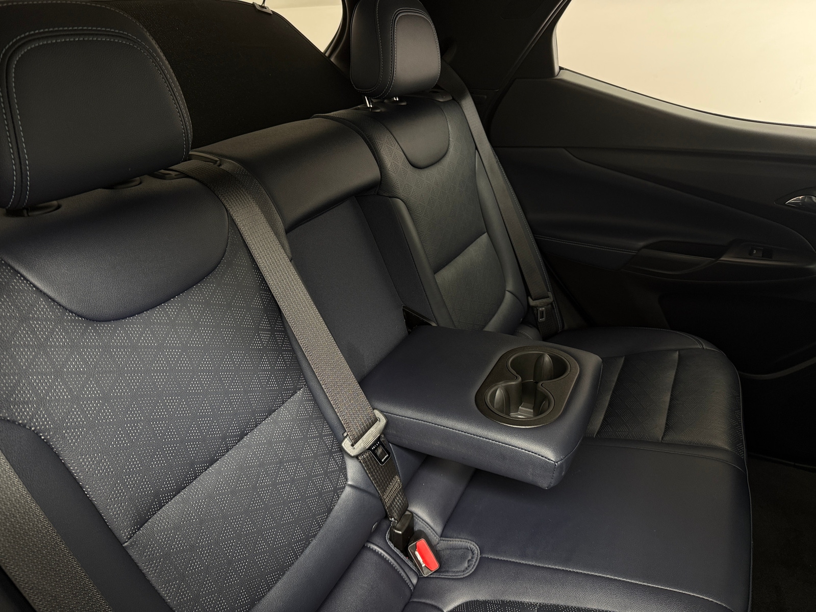 Thumbnail: 2022 Chevrolet Bolt EUV - 6