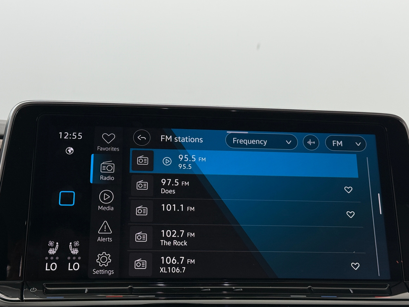 Thumbnail: 2024 Volkswagen Atlas - 3