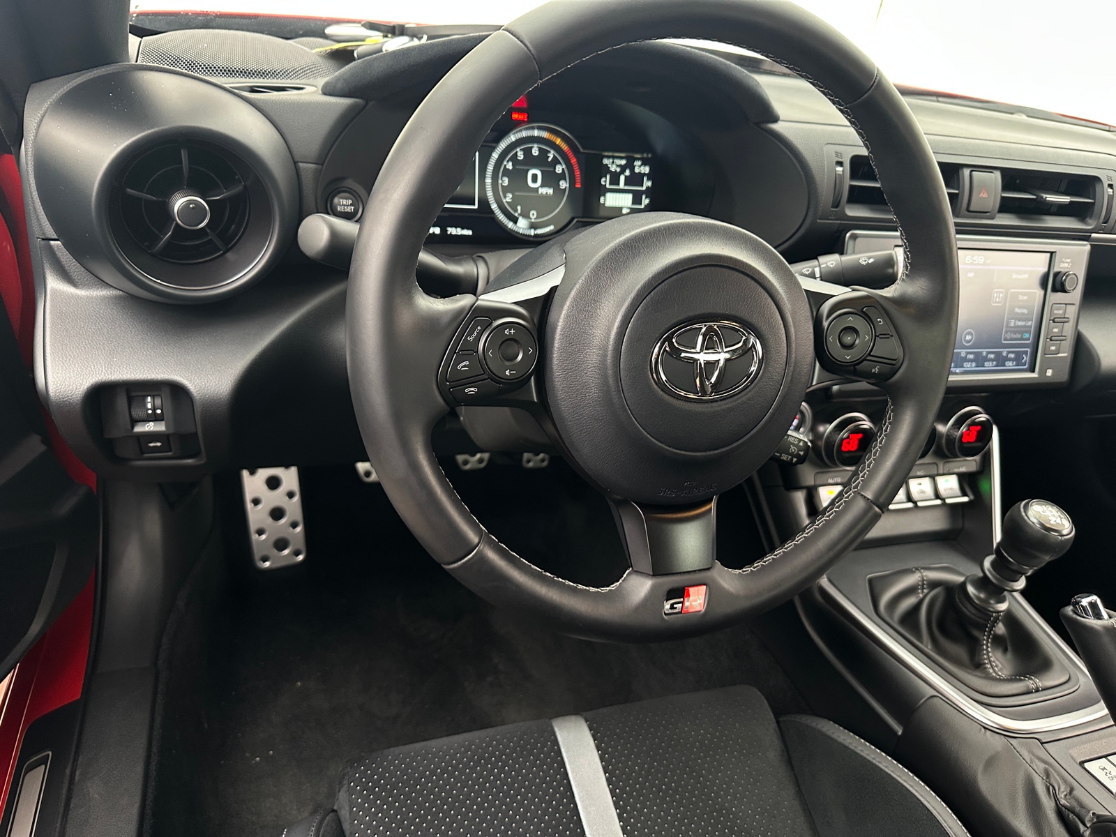 Thumbnail: 2023 Toyota GR86 - 3