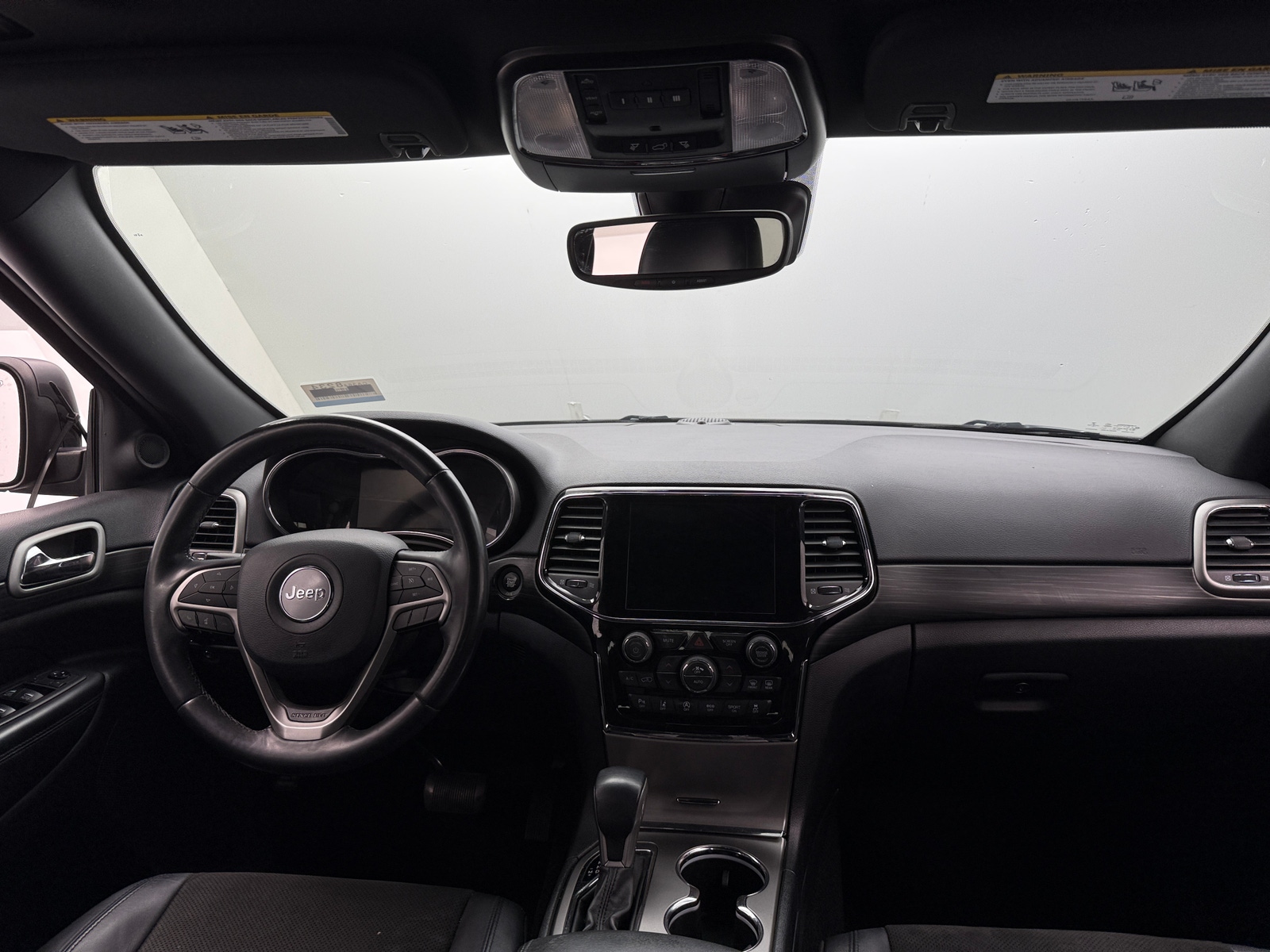 Thumbnail: 2020 Jeep Grand Cherokee - 3