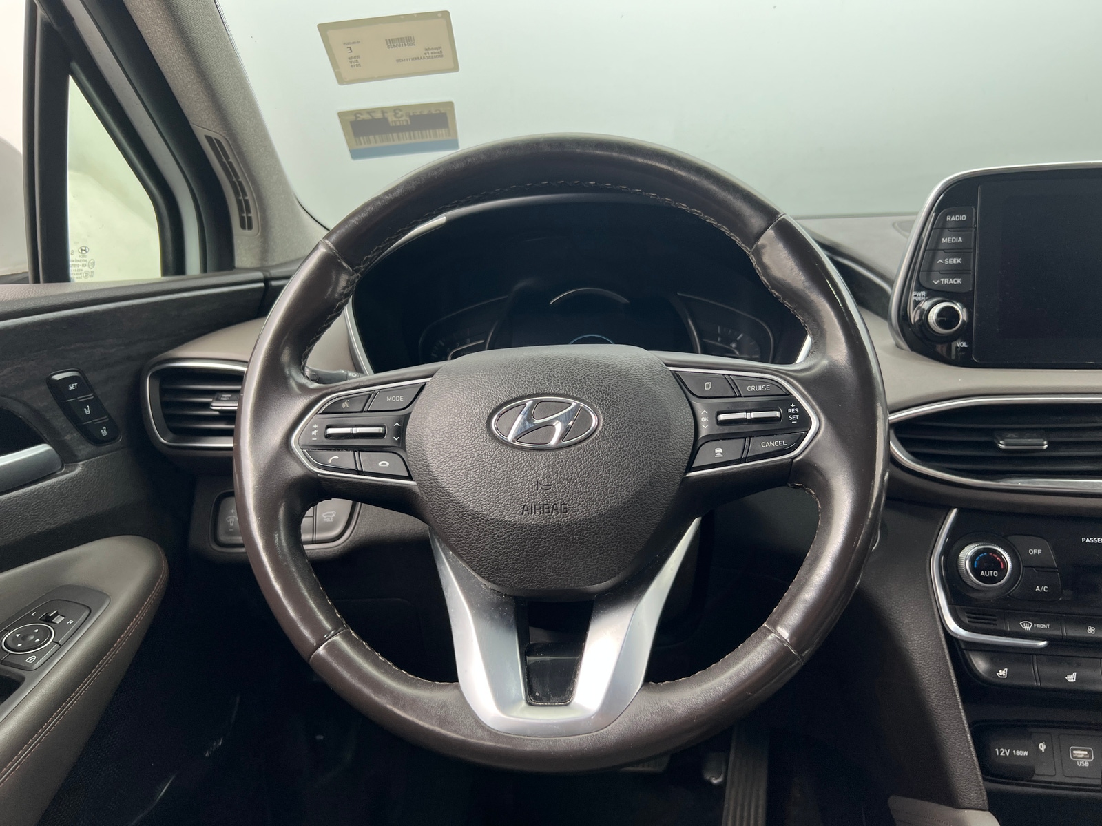 Thumbnail: 2019 Hyundai Santa Fe - 4