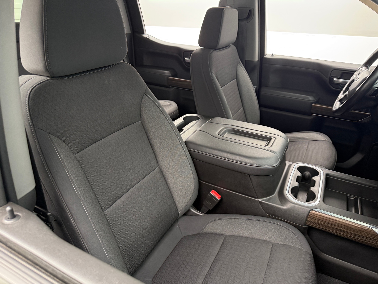 Thumbnail: 2021 Chevrolet Silverado 1500 - 2