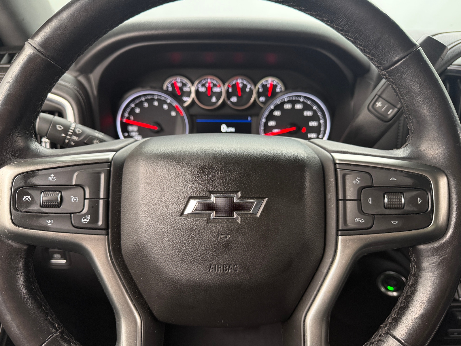 Thumbnail: 2021 Chevrolet Silverado 1500 - 5