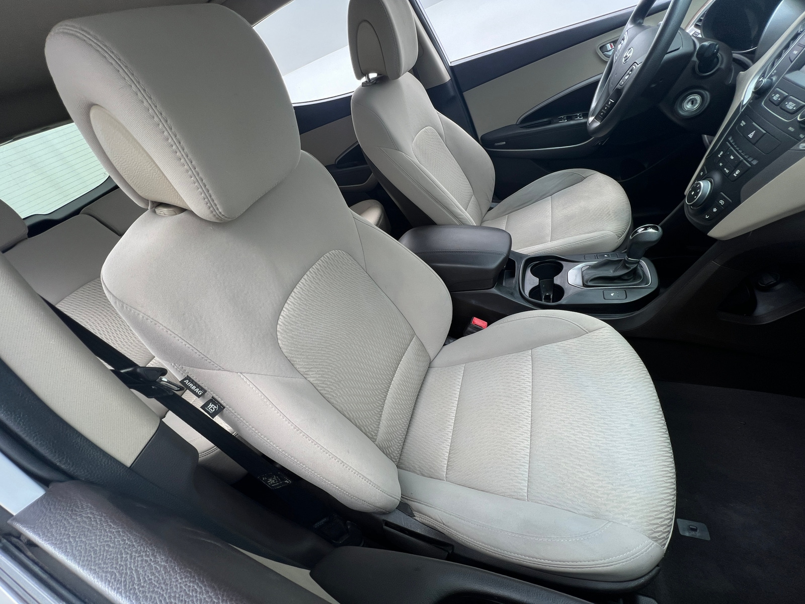 Thumbnail: 2015 Hyundai Santa Fe - 2