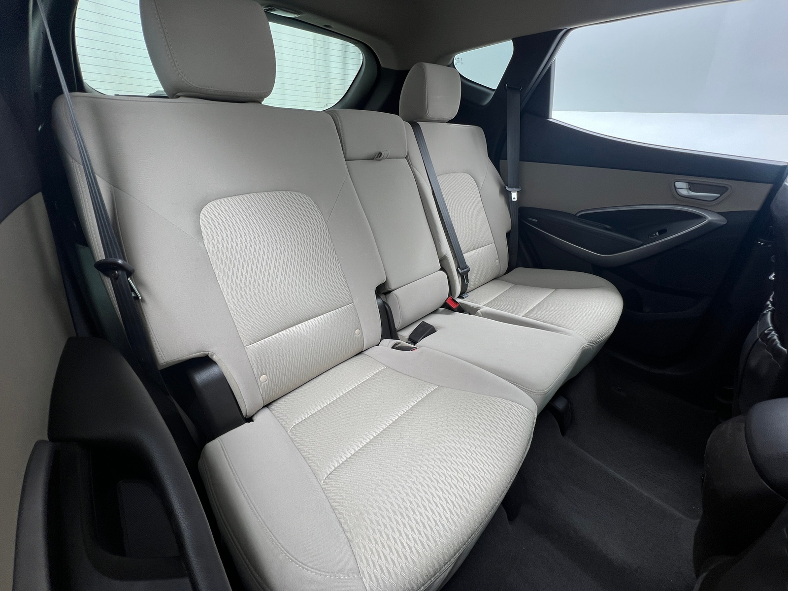 Thumbnail: 2015 Hyundai Santa Fe - 6