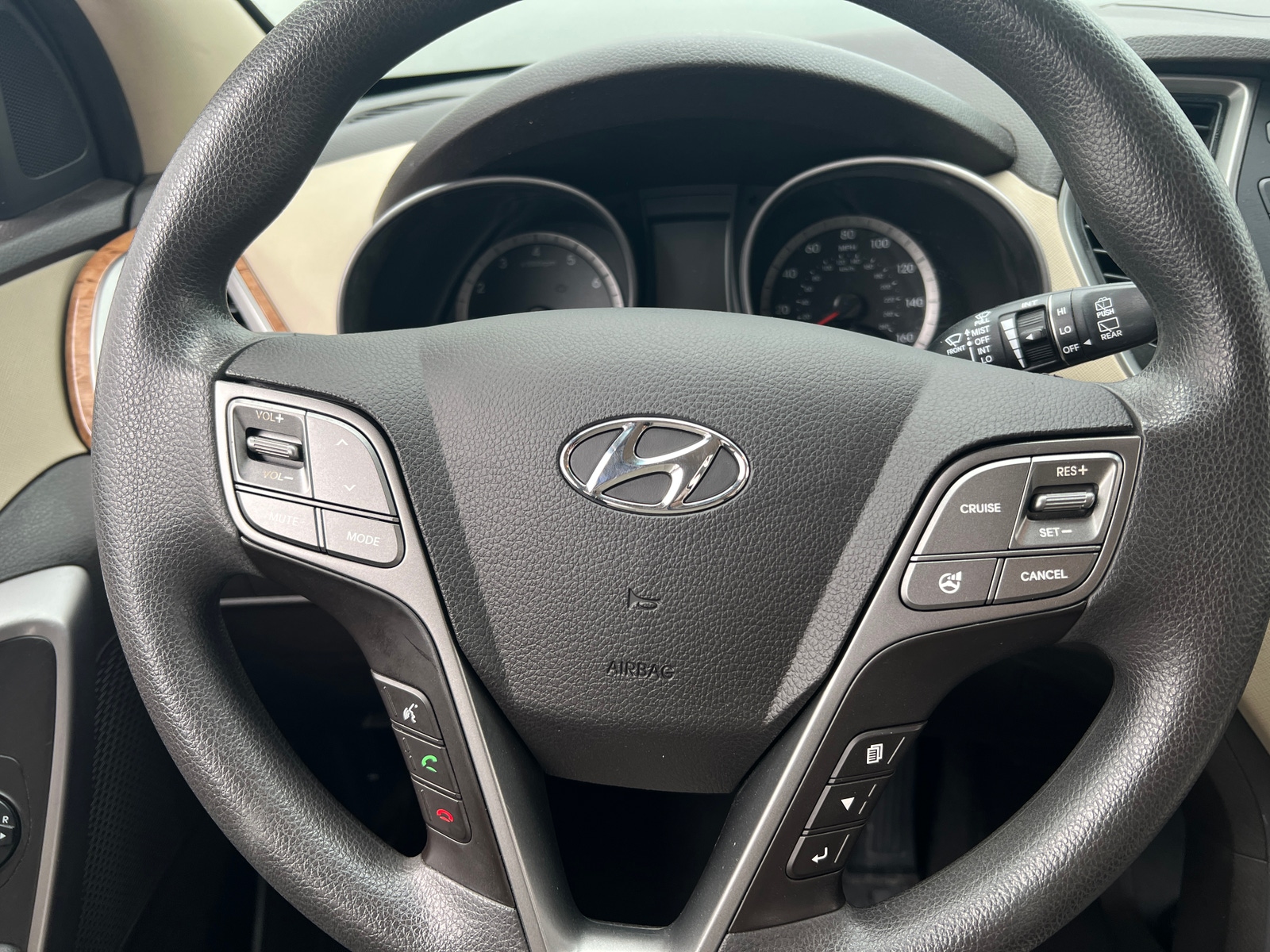 Thumbnail: 2015 Hyundai Santa Fe - 5