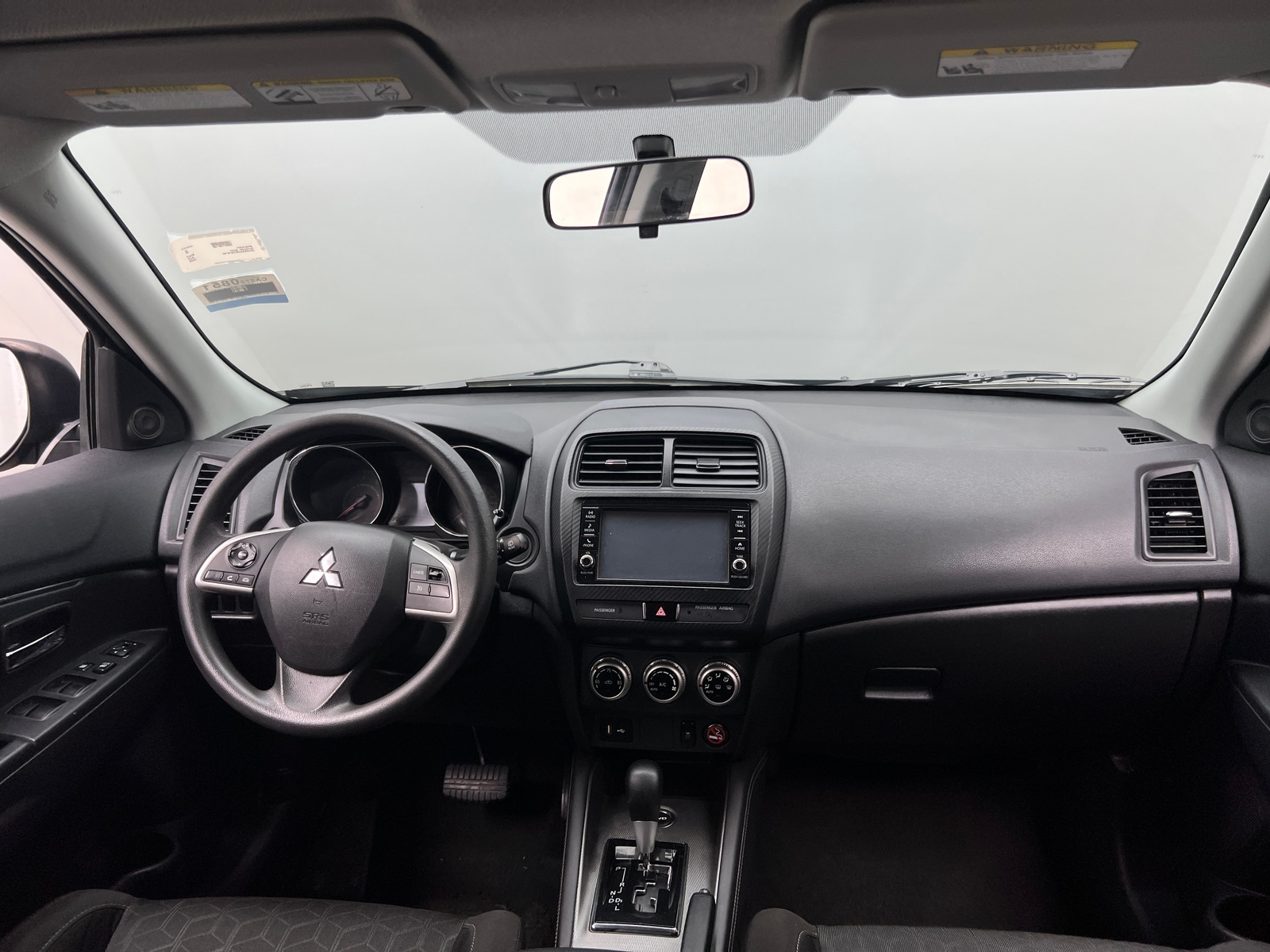 Thumbnail: 2020 Mitsubishi Outlander Sport - 3