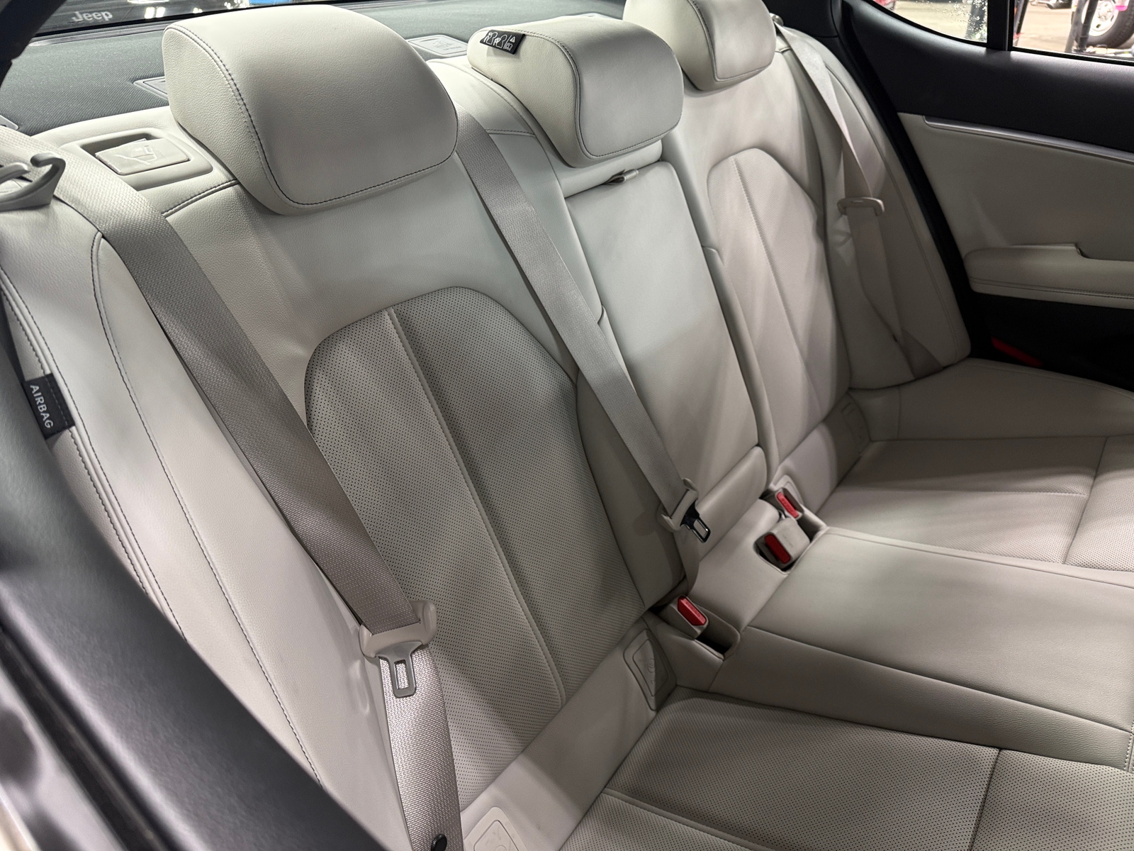 Thumbnail: 2025 Genesis G70 - 5