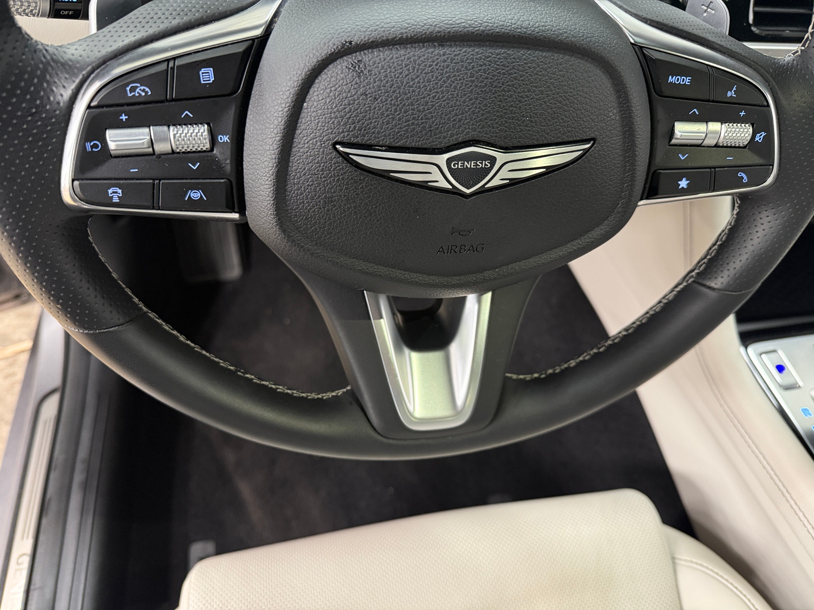 Thumbnail: 2025 Genesis G70 - 4