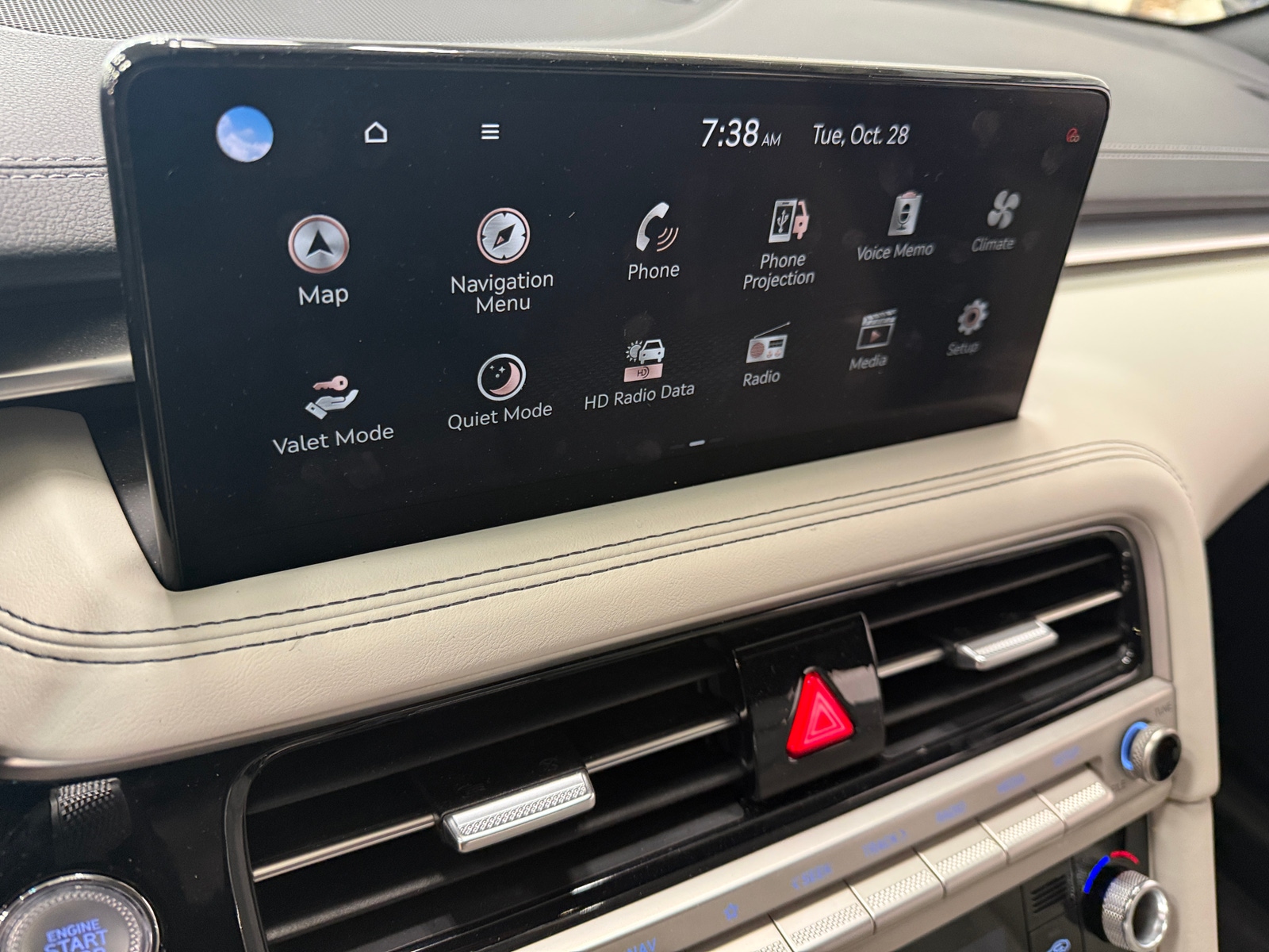 Thumbnail: 2025 Genesis G70 - 3