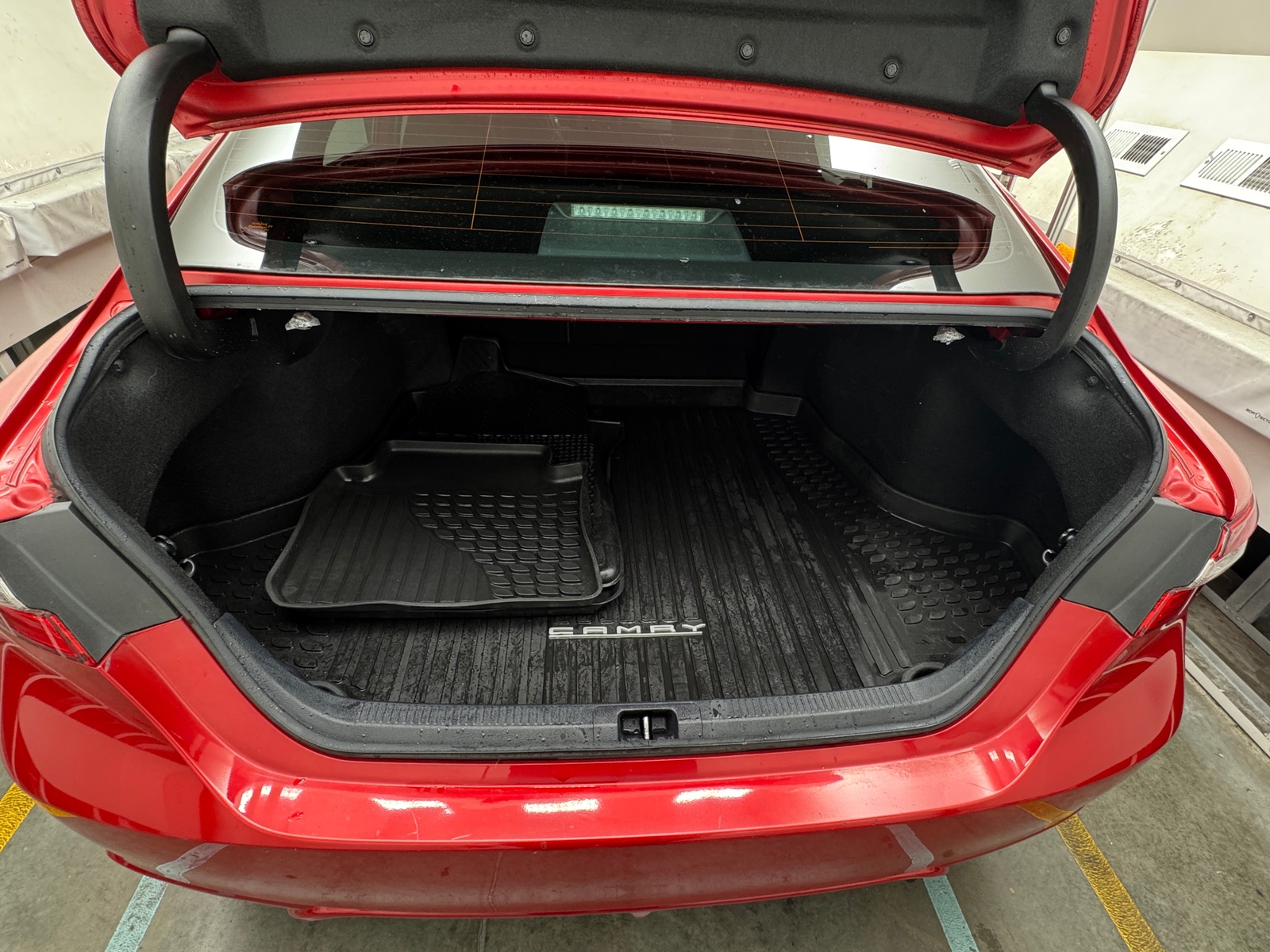 Thumbnail: 2021 Toyota Camry - 7