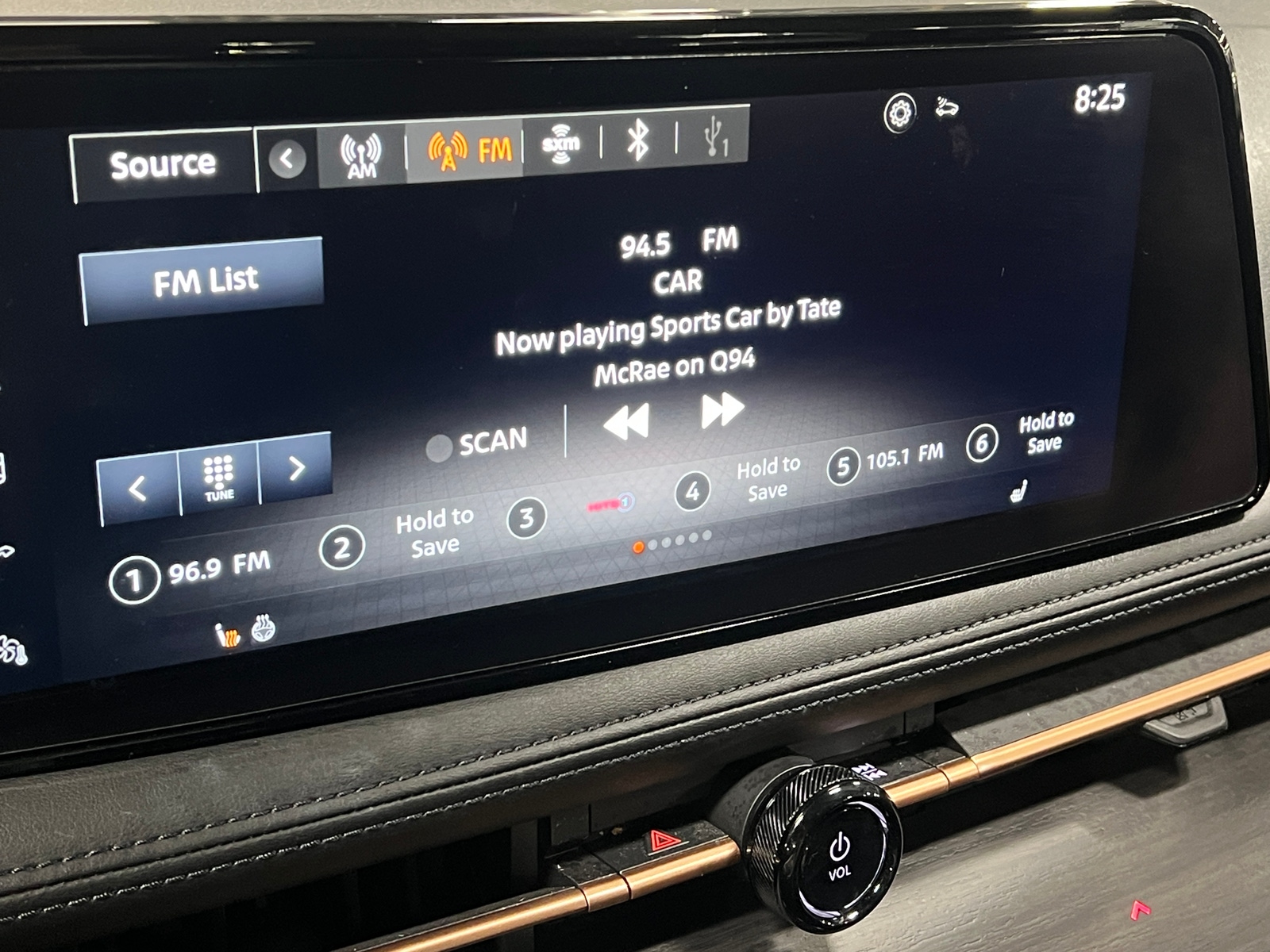 Thumbnail: 2023 Nissan Ariya - 3